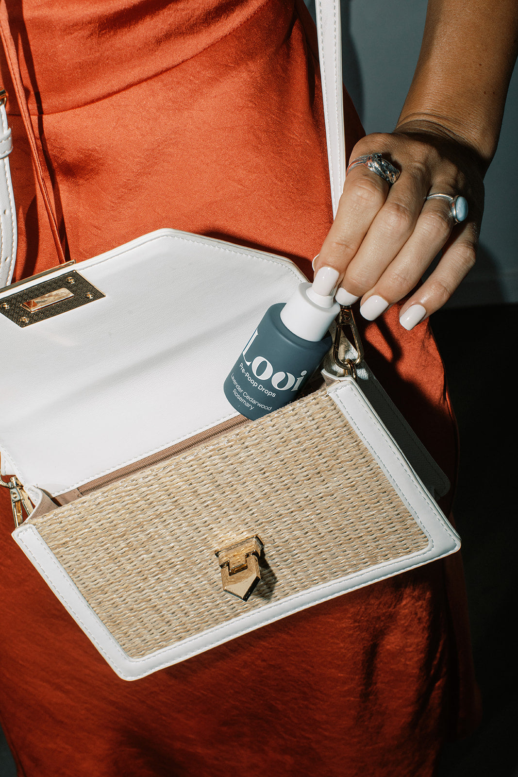 Discreet travel & pocket size